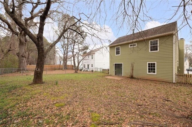 Building Photo - 1055 Autumn Crest Ct
