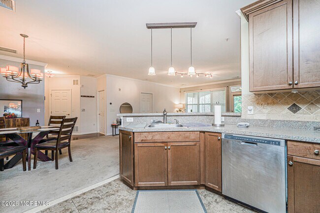 Building Photo - 624 Sloan Ct