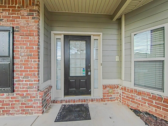 Building Photo - 2476 Sunflower Dr