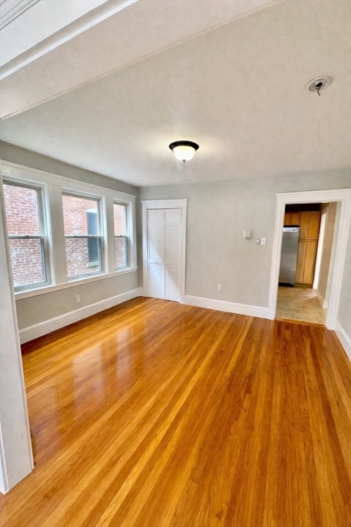 Building Photo - 58 Saxton St