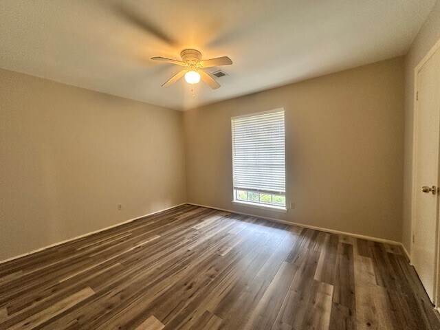 Building Photo - 11735 N Willowdale Cir