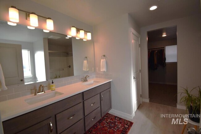 Building Photo - 19241 Red Eagle Wy