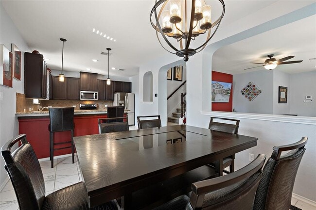 Building Photo - 205 Rocroi Dr