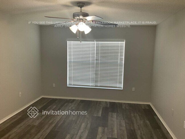 Building Photo - 3924 Talon Crest Dr