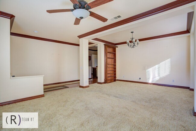 Building Photo - NEW PROMO PRICE! $3,470/MO