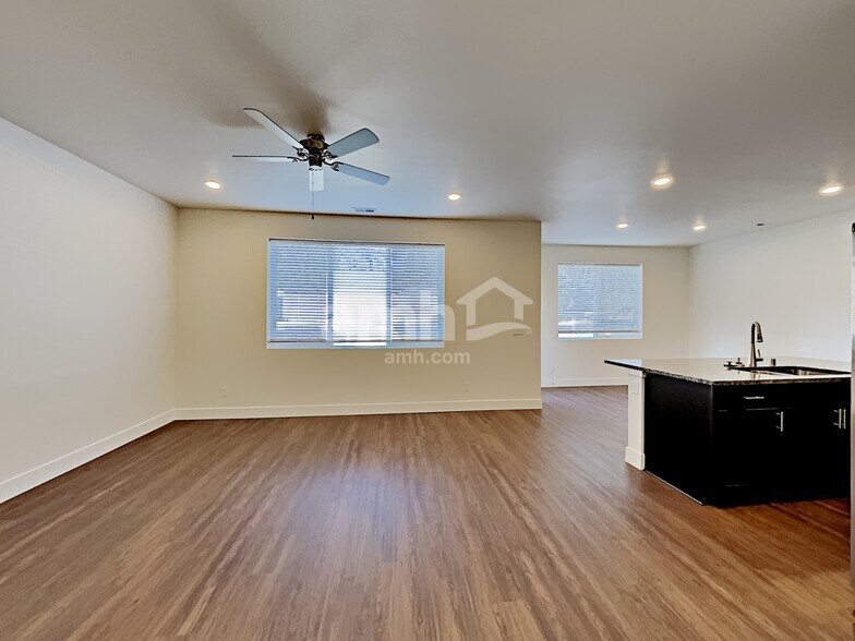 Building Photo - 12718 81st Avenue Court East