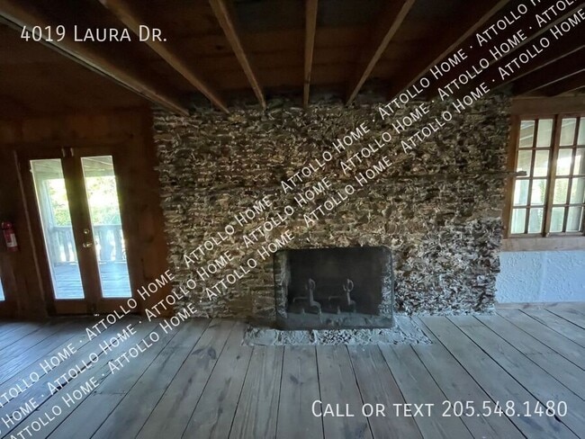 Building Photo - 4019 Laura Dr