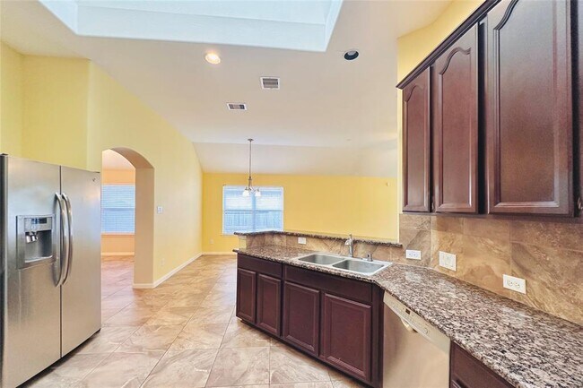 Building Photo - 24535 Sawgrass Meadow Ln