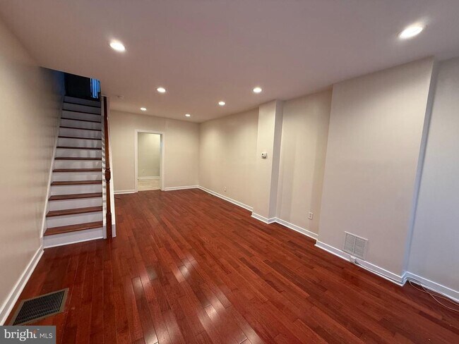 Building Photo - 1304 N 25th St