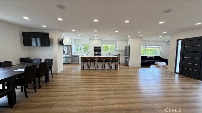 Building Photo - 5855 Shirley Ave