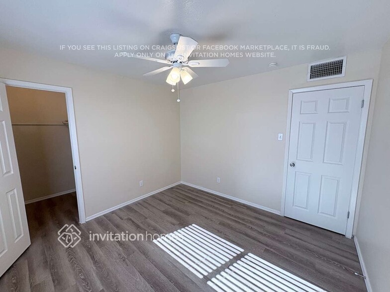 Building Photo - 1161 N Dakota St