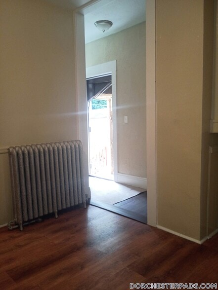 Building Photo - 30 Wenonah St