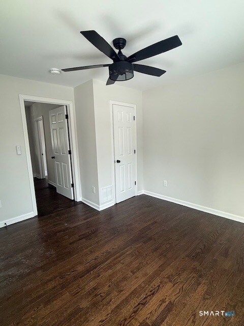 Building Photo - 349 Marlborough Terrace