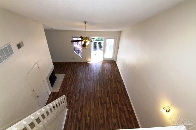 Building Photo - 5001 Grande Dr