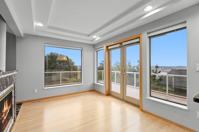 Building Photo - 4Bd/2.5Ba Seattle House