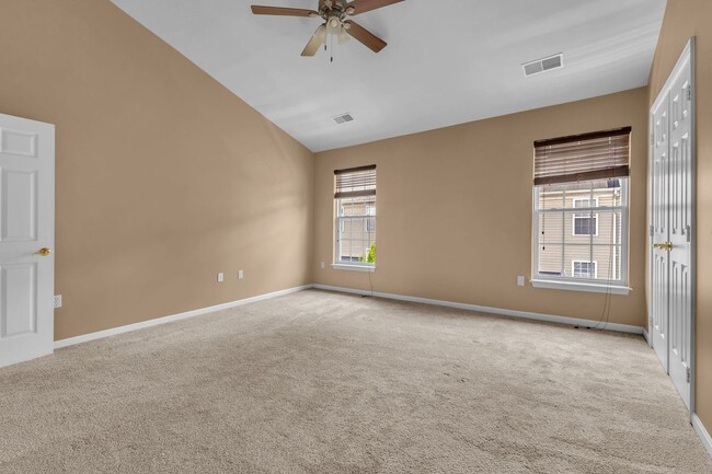 Building Photo - 5937 Kirkcaldy Ln