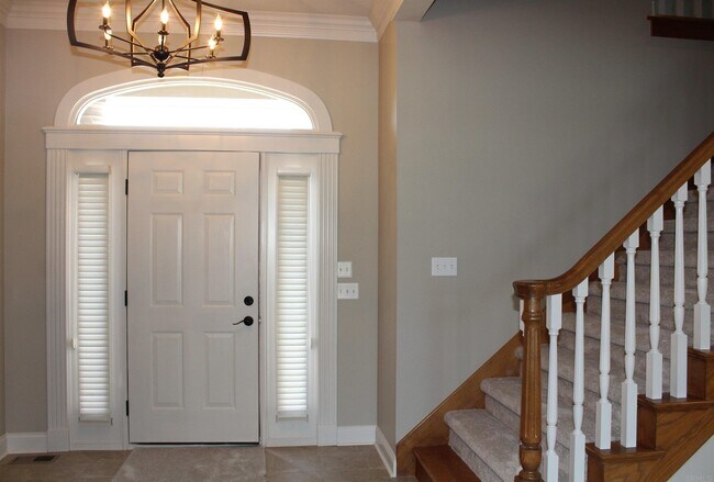 Building Photo - 10632 Lantern Bay Cove