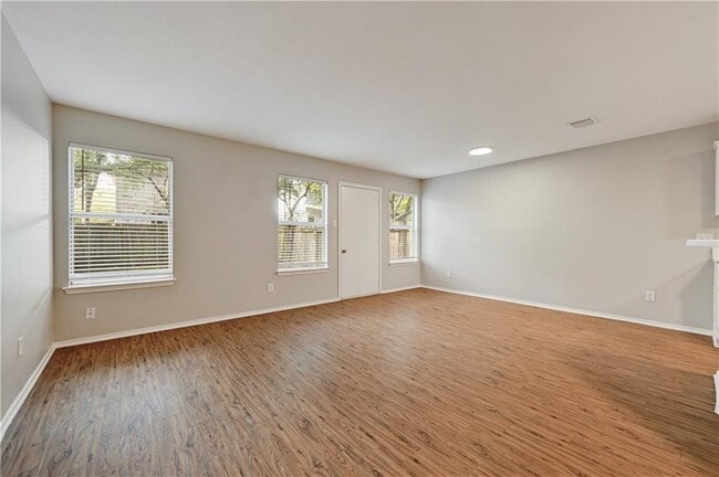Building Photo - 9602 Nightjar Dr