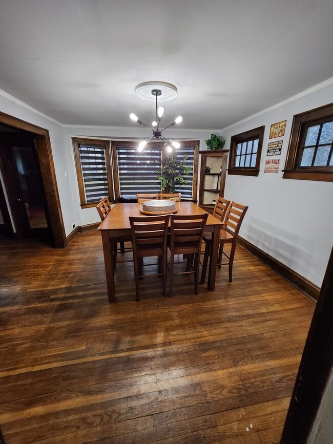 Building Photo - Beautiful Cleveland Heights Home – Prime Location