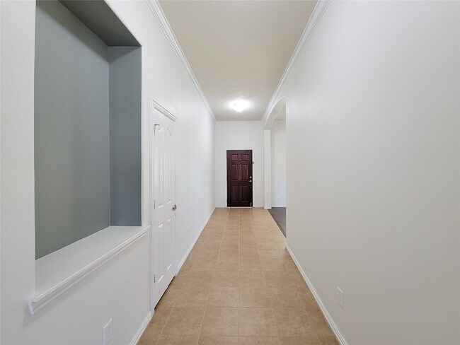 Building Photo - 8402 Major Blizzard Dr