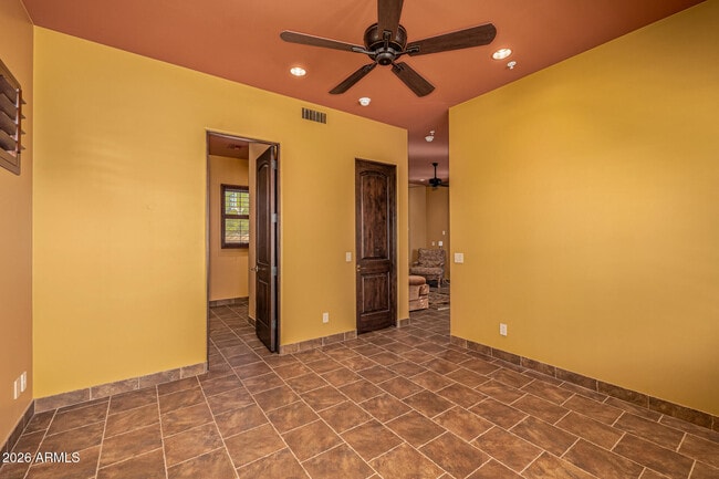 Building Photo - 8406 E Calle Buena Vista