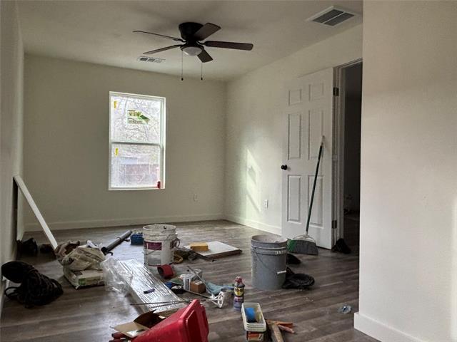 Building Photo - 1103 Bell Dr