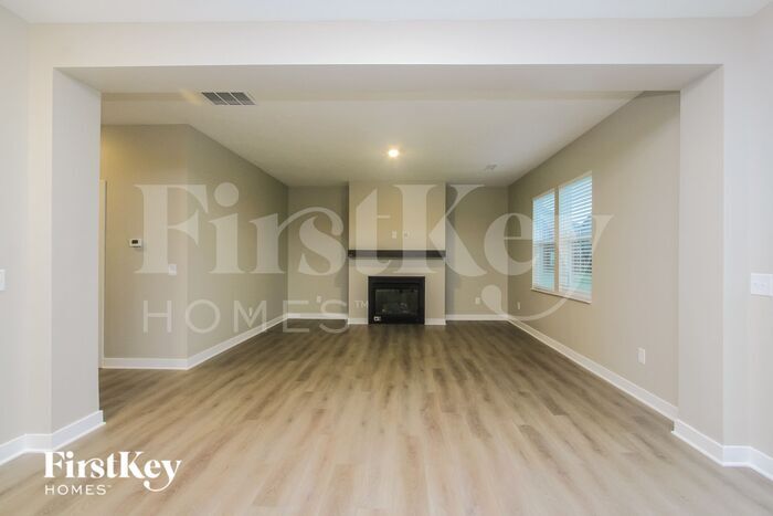 Building Photo - 939 Shadow Dr