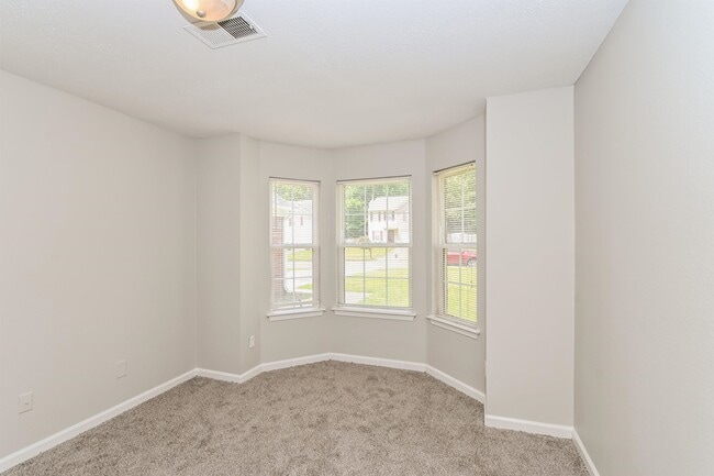 Building Photo - 4606 Northwood Hills Dr