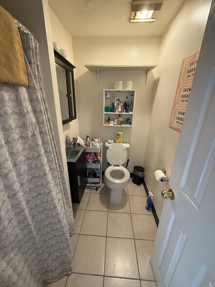 Building Photo - 37 Cooper St