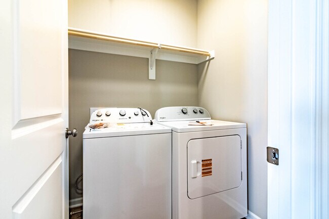 Building Photo - 1526 Park Ave