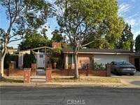 Building Photo - 2128 W Larkspur Dr