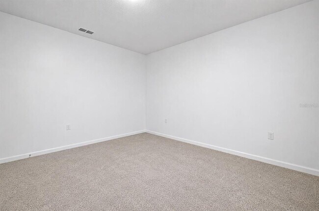 Building Photo - 2270 Hemingway Cir