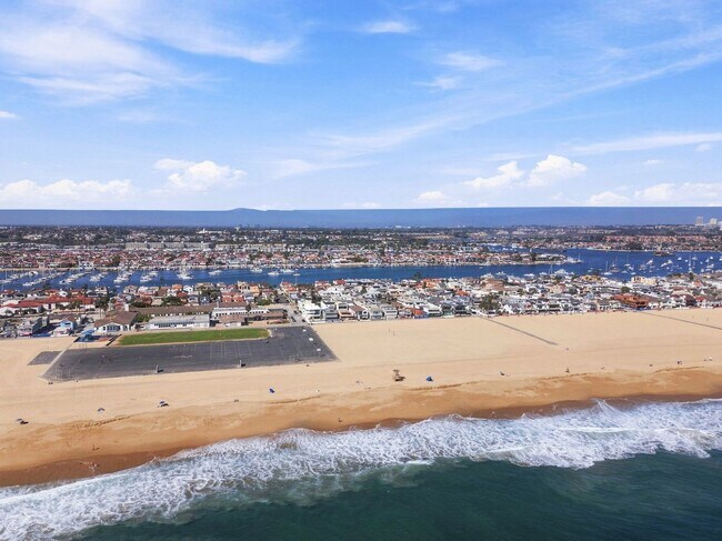 Building Photo - 1228 W Oceanfront