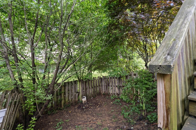 Building Photo - 403 Windfield Pl