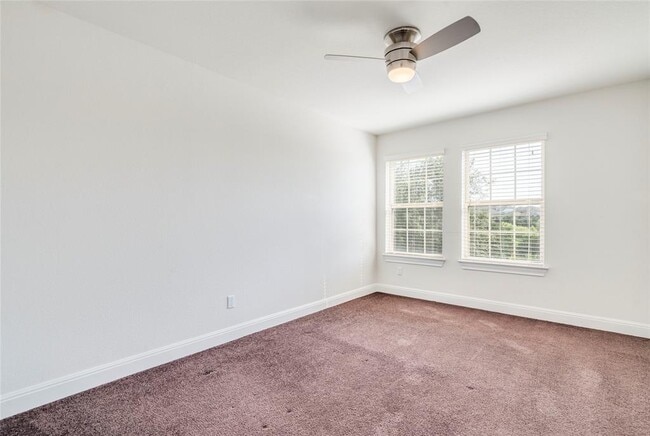 Building Photo - 5728 Siragusa Dr