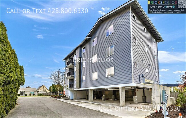 Building Photo - Embrace Comfort and Style in Your Monroe Home