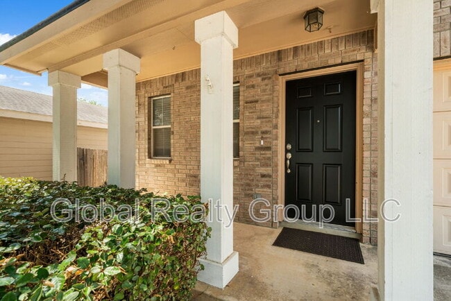 Building Photo - 10411 Artesia Wells