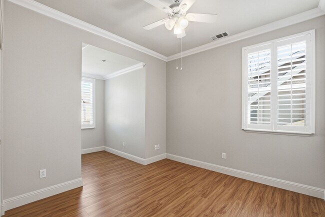 Building Photo - 4 Bed 3 Bath Single Family Home in Napa