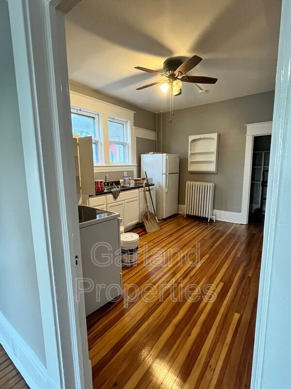 Building Photo - 833 Wasena Ave SW