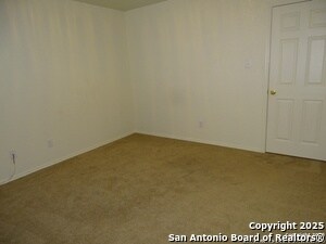 Building Photo - 153 Hinge Chase