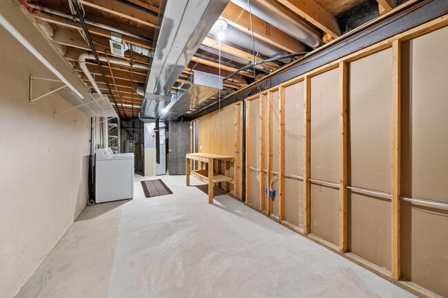 Building Photo - 2445 Mulberry Ct