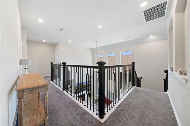 Building Photo - 2093 Almassera Dr