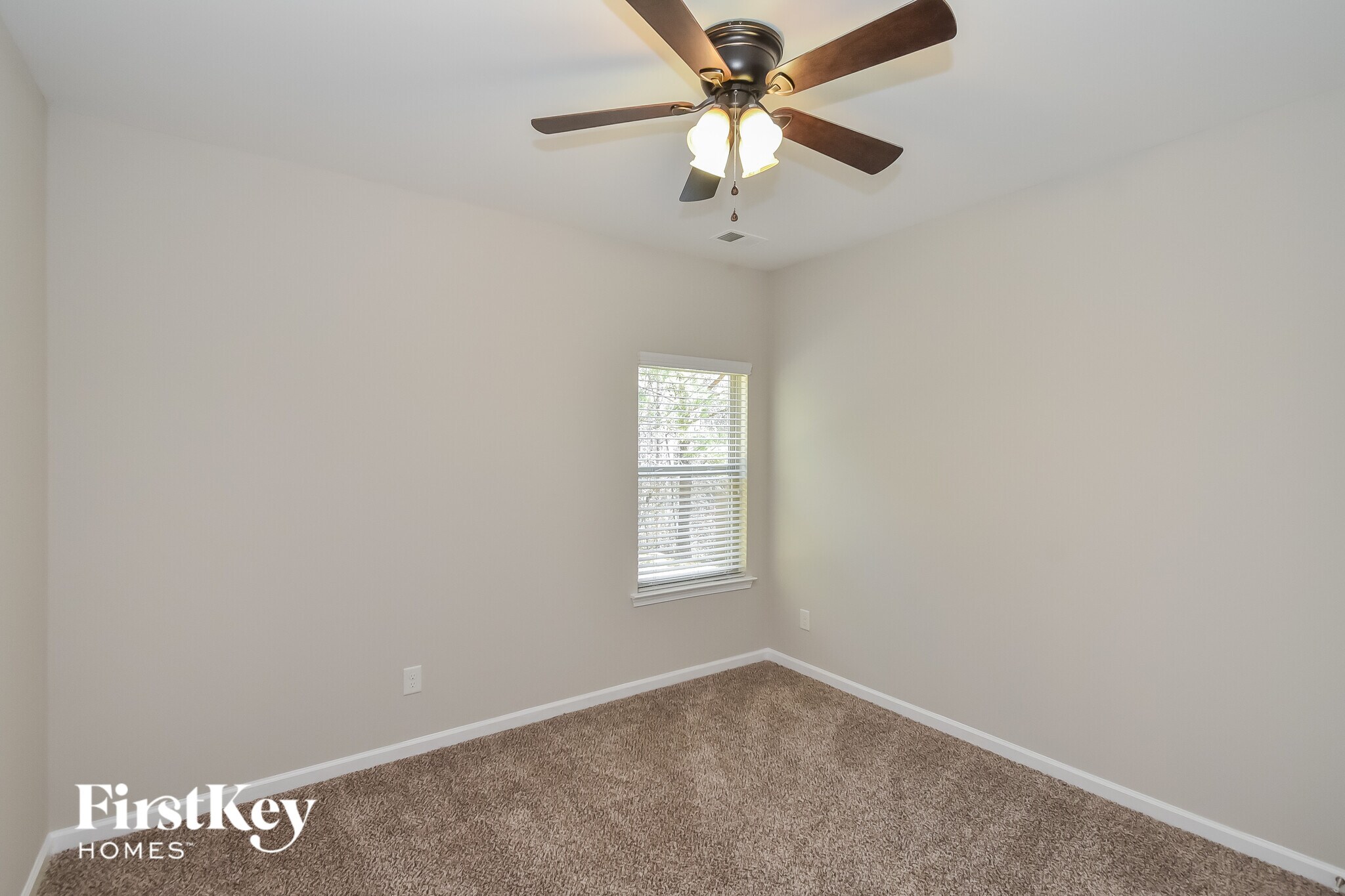 Building Photo - 6709 Oak Hill Pl