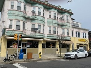 Building Photo - 6419 Ventnor Ave