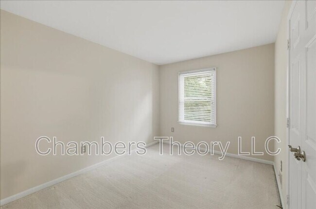 Building Photo - 6591 Zoysia Ct