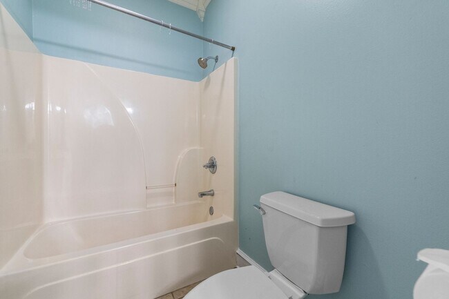 Building Photo - Solar Provided on Great Maumelle home