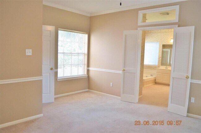 Building Photo - 14427 Shannon Ridge Rd