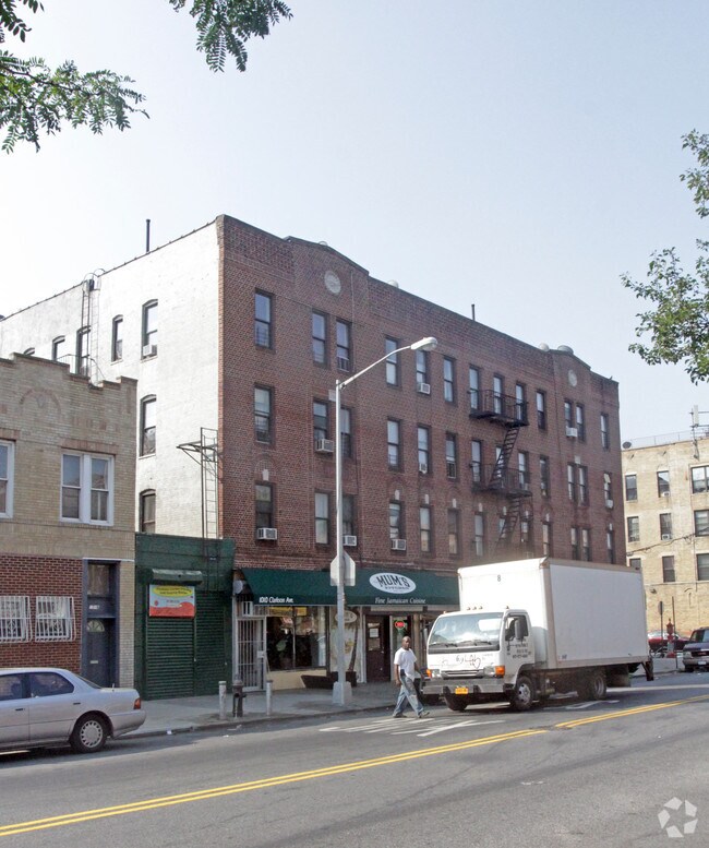 Building Photo - 1006-1014 Clarkson Ave