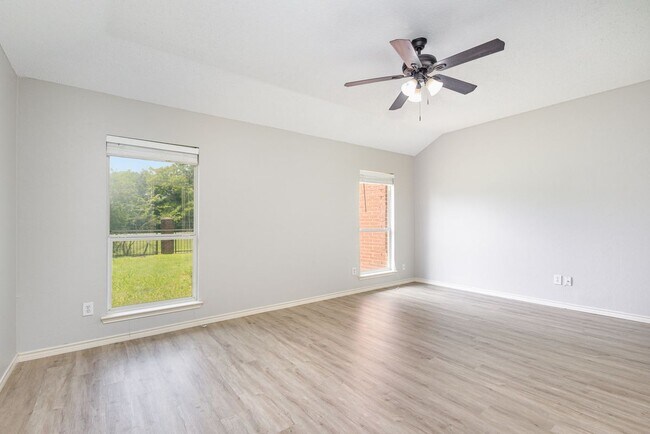 Building Photo - 2809 Ventanna Dr