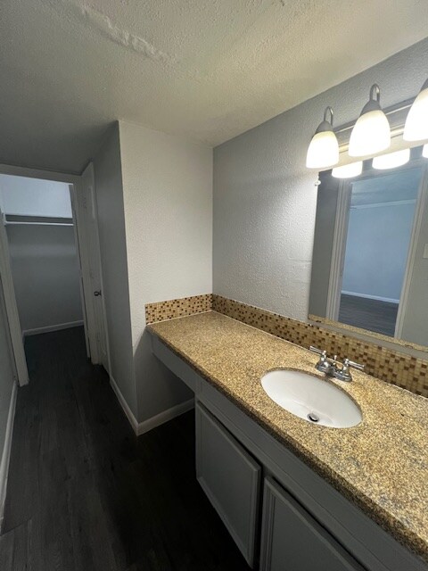 Building Photo - 3901 Omeara Dr
